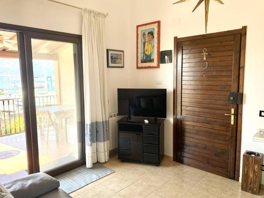 Appartamento Con Terrazza Vista Mare. Àrbatax Esterno foto