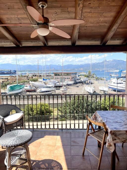 Appartamento Con Terrazza Vista Mare. Àrbatax Esterno foto