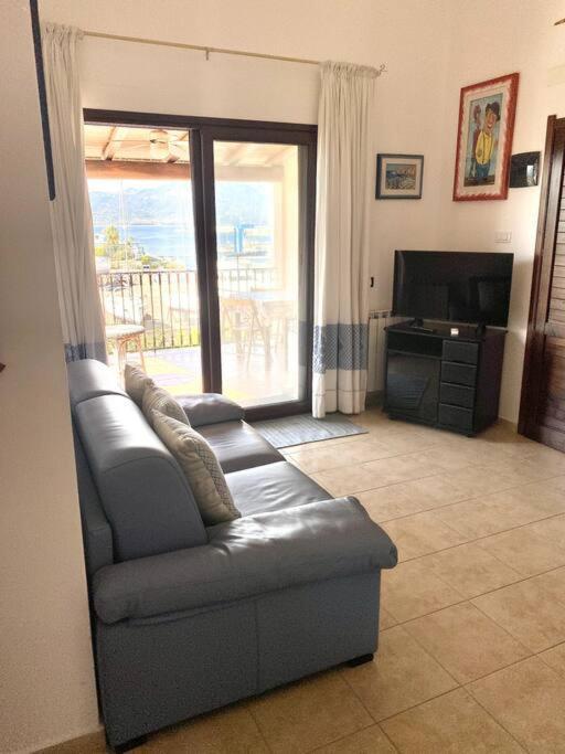 Appartamento Con Terrazza Vista Mare. Àrbatax Esterno foto